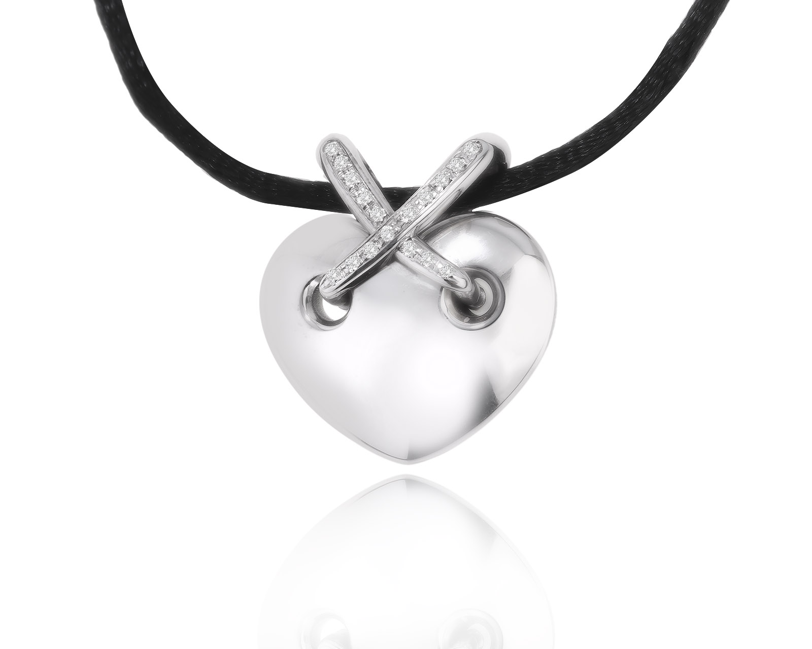 Оригинальный золотой кулон с бриллиантами 0.20ct Chaumet Liens 300724/4 Оригинальный золотой кулон с бриллиантами 0.20ct Chaumet Liens 300724/4