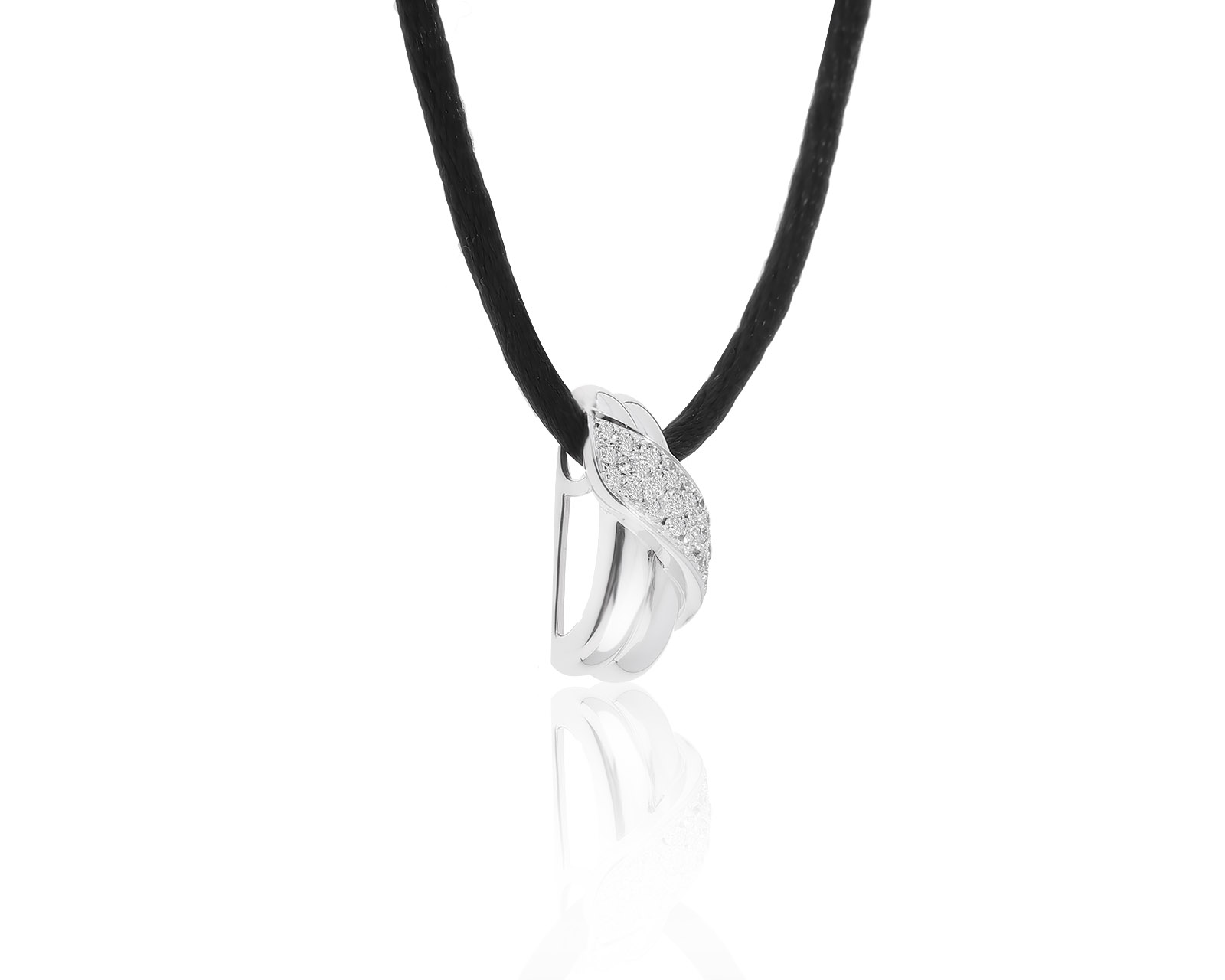 Модный золотой кулон с бриллиантами 0.27ct