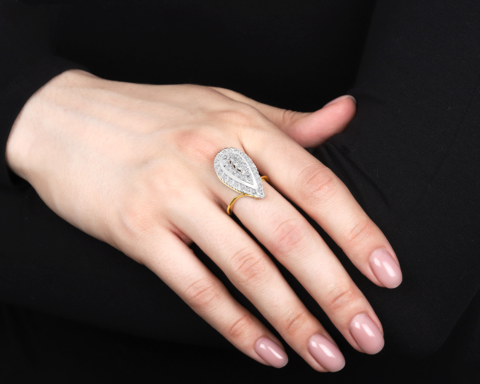Изысканное золотое кольцо с бриллиантами 0.41ct