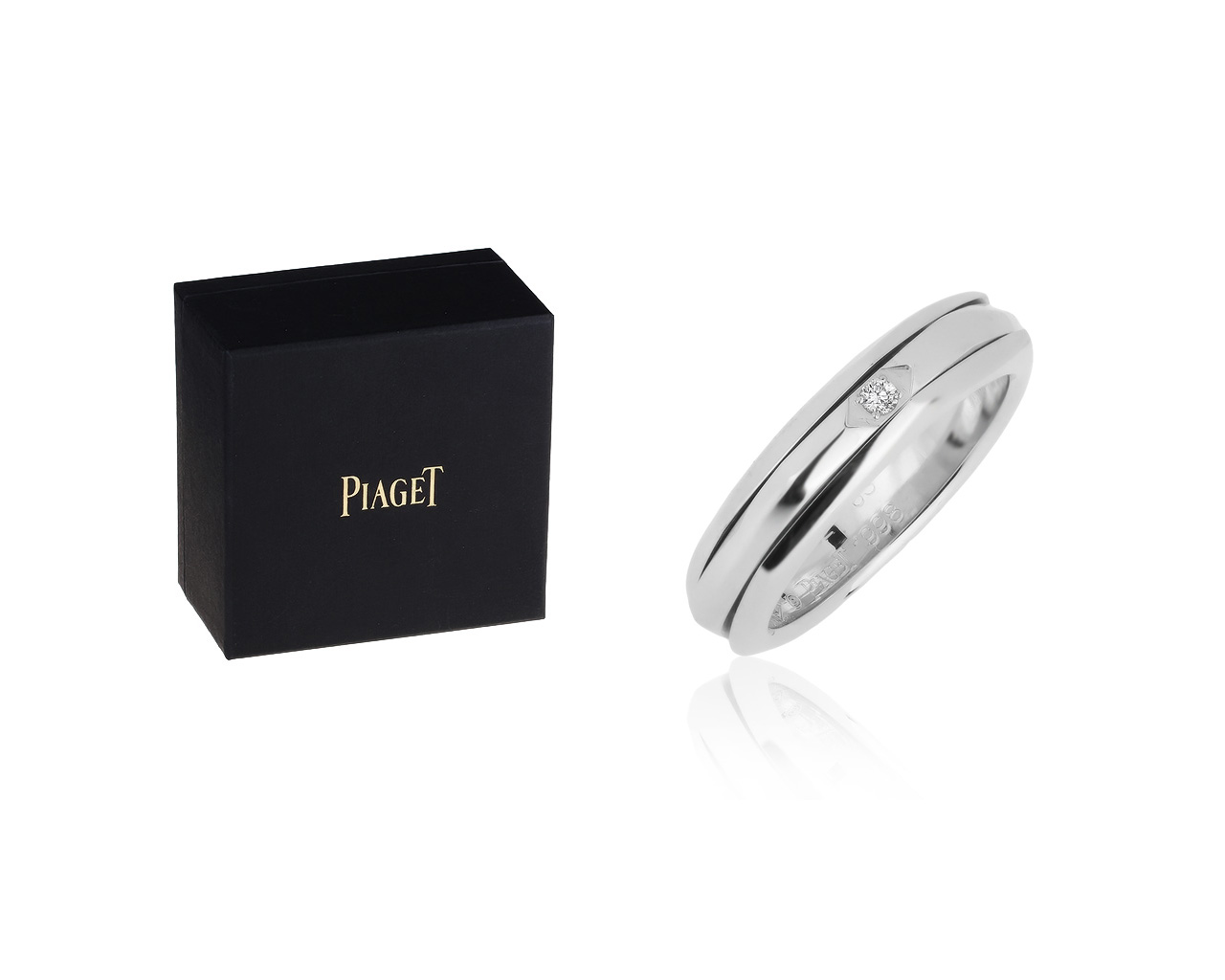Оригинальное золотое кольцо с бриллиантом 0.04ct Piaget