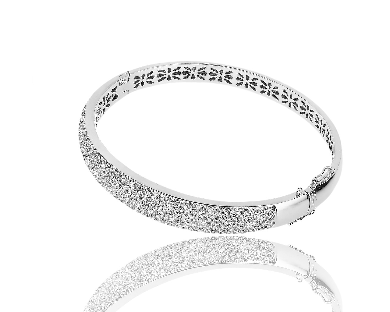 Прекрасный золотой браслет с бриллиантами 1.50ct