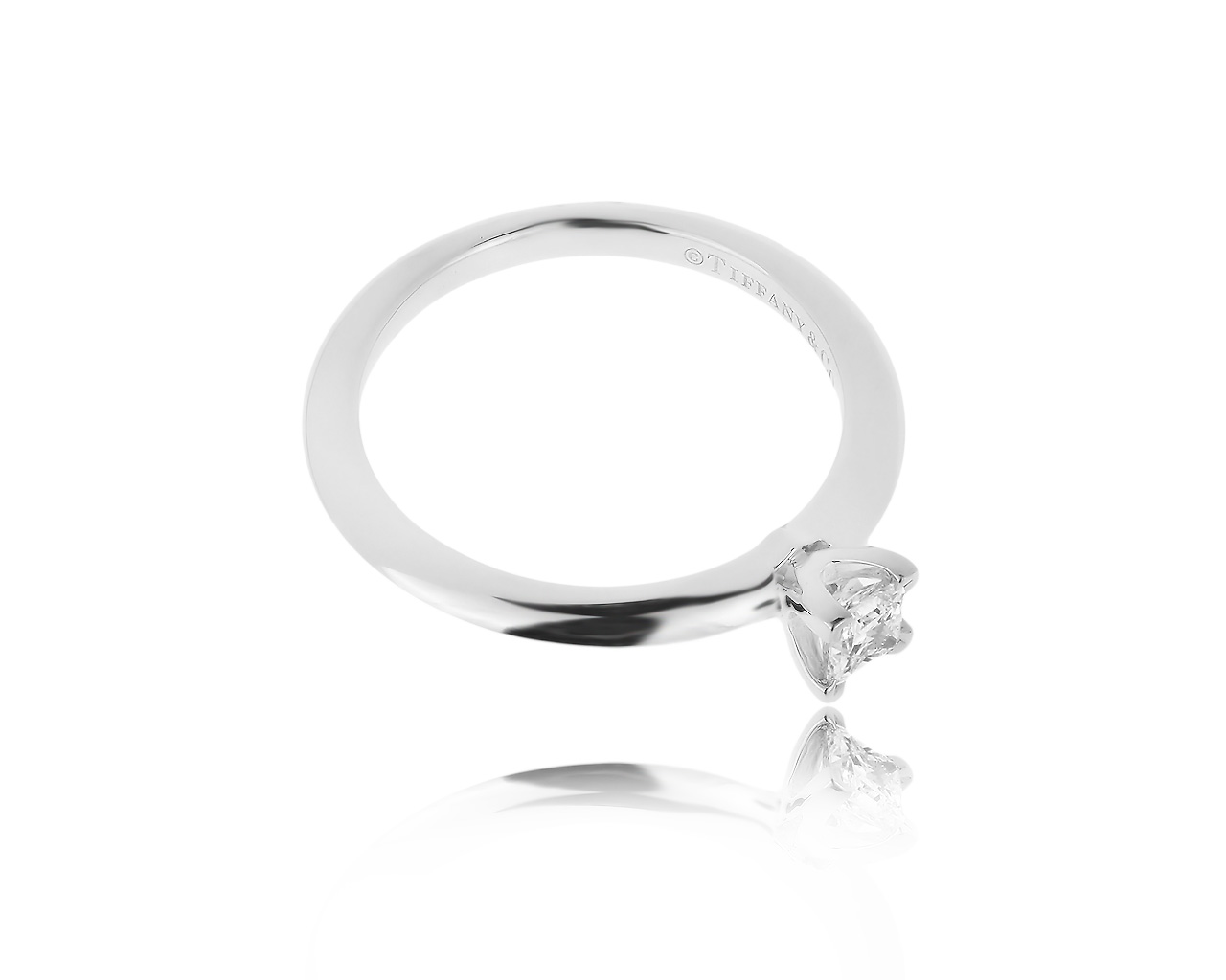 Оригинальное платиновое кольцо с бриллиантом 0.20ct Tiffany&Co