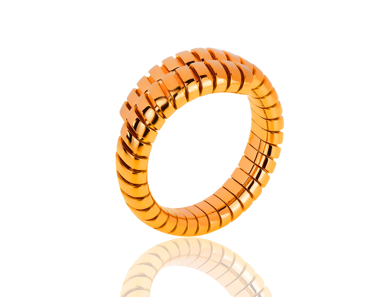 Модное золотое кольцо Bvlgari Serpenti Tubogas