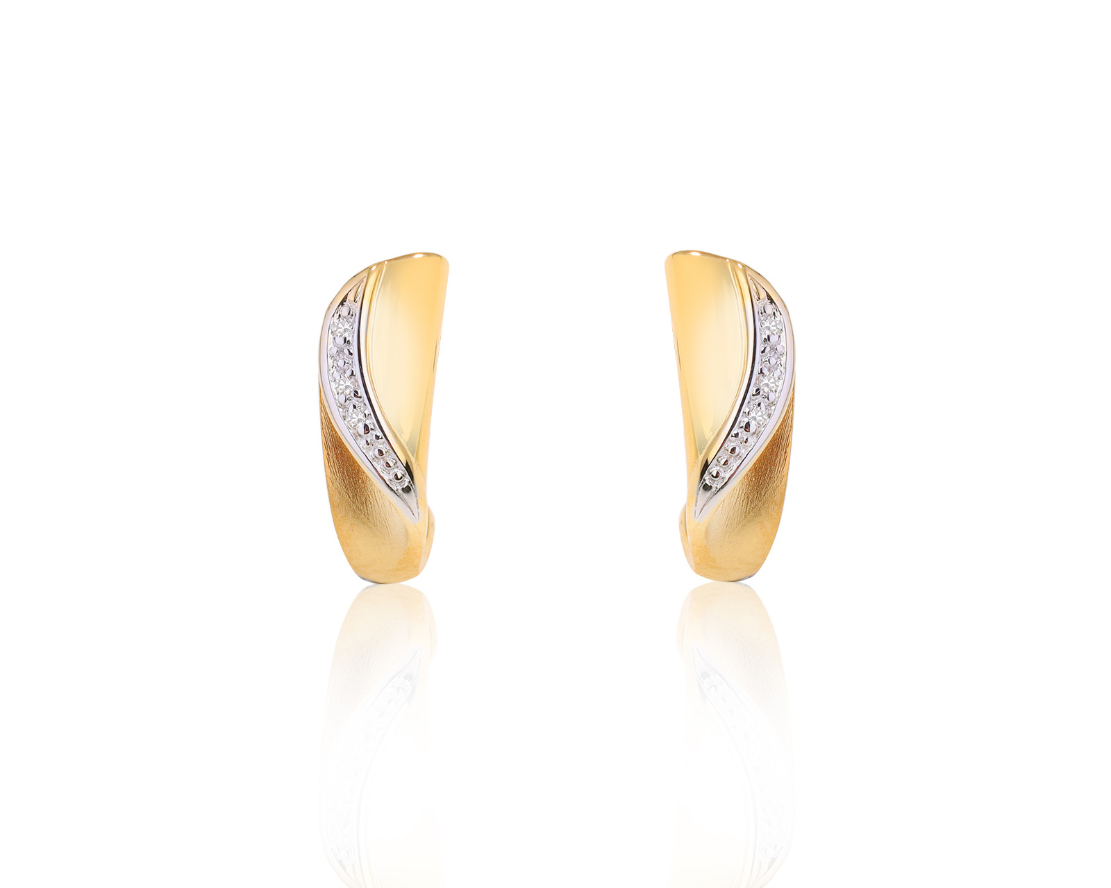 Золотые серьги с бриллиантами 0.01ct