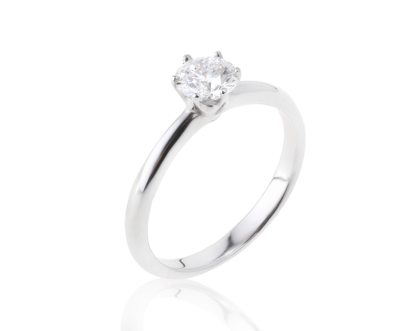 Красивое золотое кольцо с бриллиантом 0.57ct 260123/1