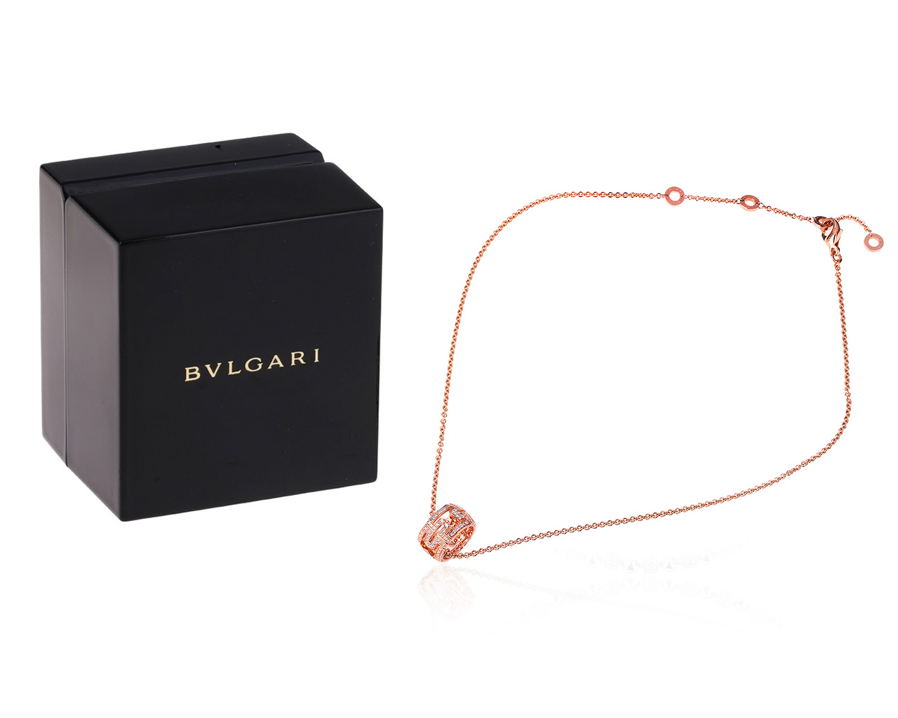 Красивый золотой кулон с бриллиантами 0.50ct Bvlgari