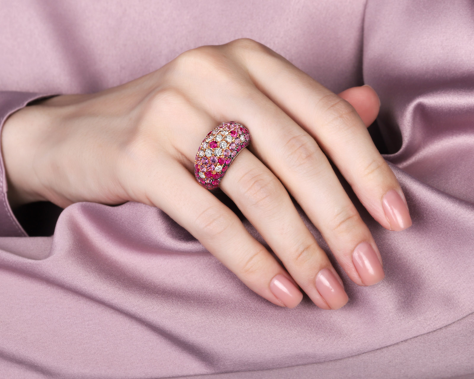 Оригинальное золотое кольцо с рубинами 4.05ct LTJ