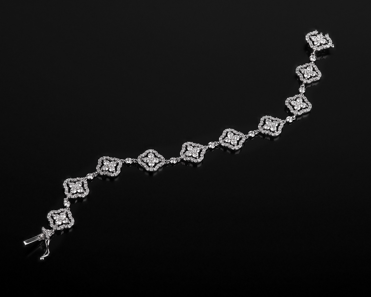 Золотой браслет с бриллиантами 4.01ct Crivelli
