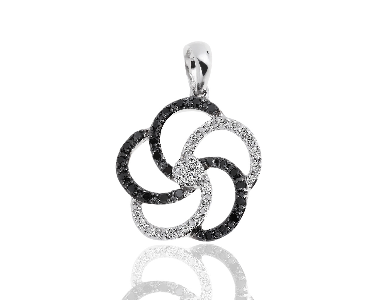 Золотая подвеска с черными и белыми бриллиантами 0.15ct 101018/22