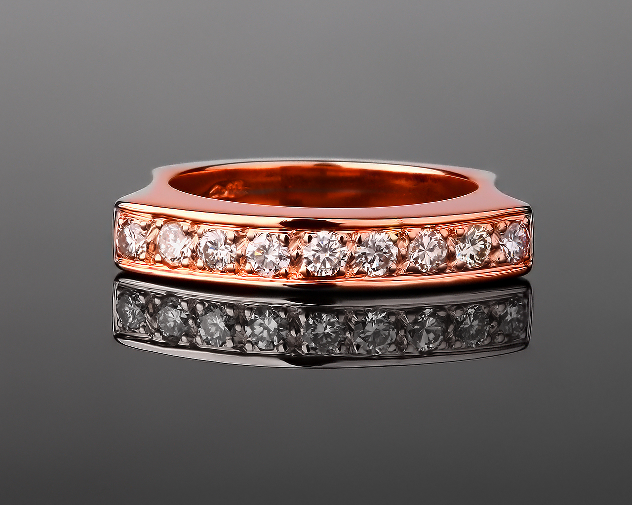 Волнующее золотое кольцо с бриллиантами 0.55ct 260617/10