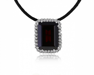 Золотой кулон с гранатом 18.75ct и бриллиантами 0.58ct 050321/24